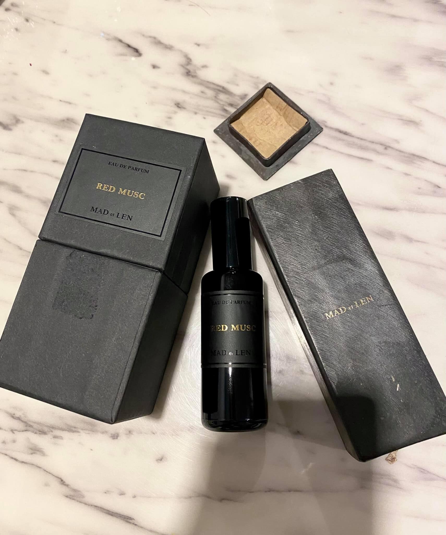 Mad-et-Len-Red-Musc-2