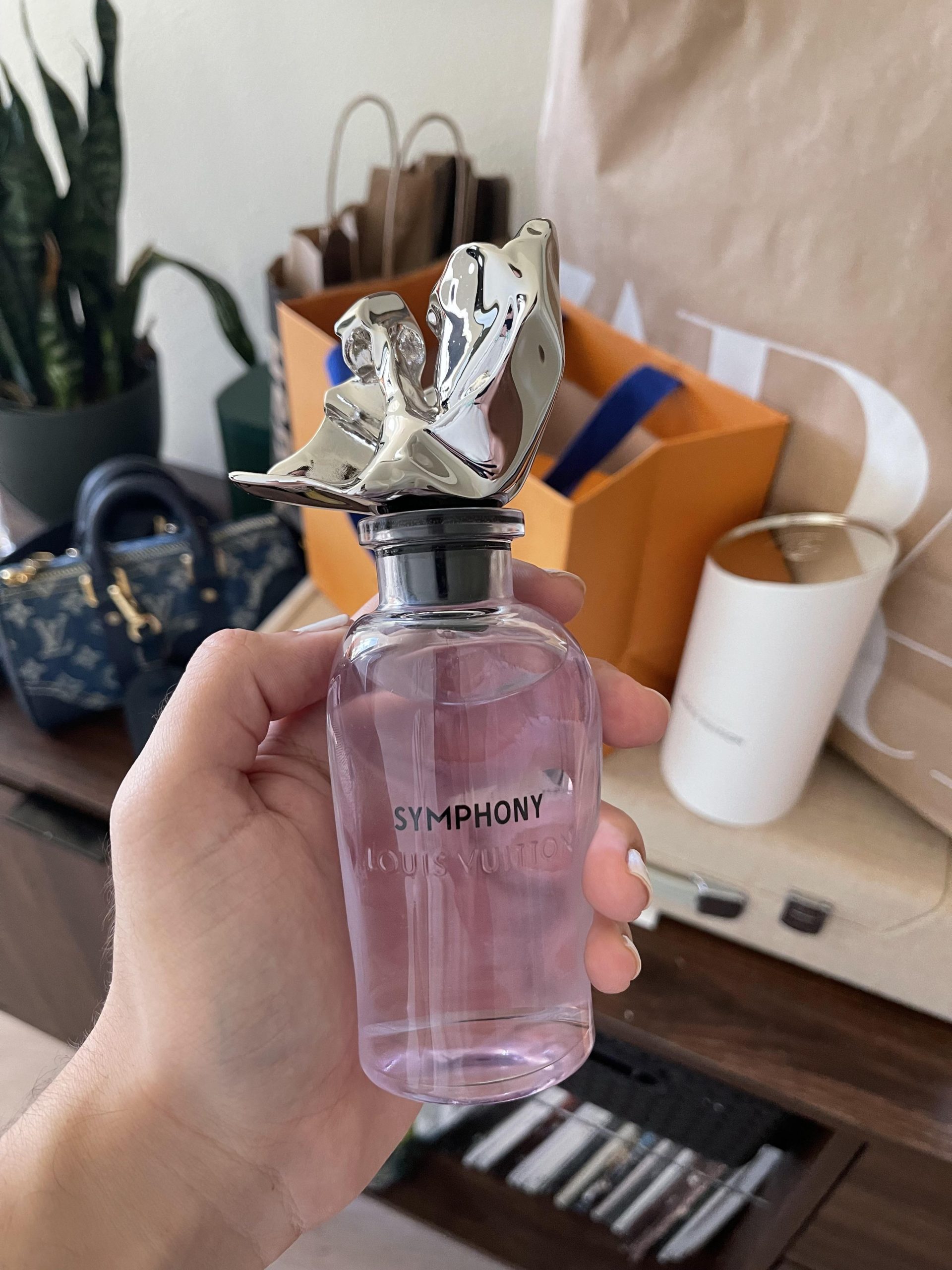 love-my-new-bottle-of-symphony-v0-tqgg64obxj981